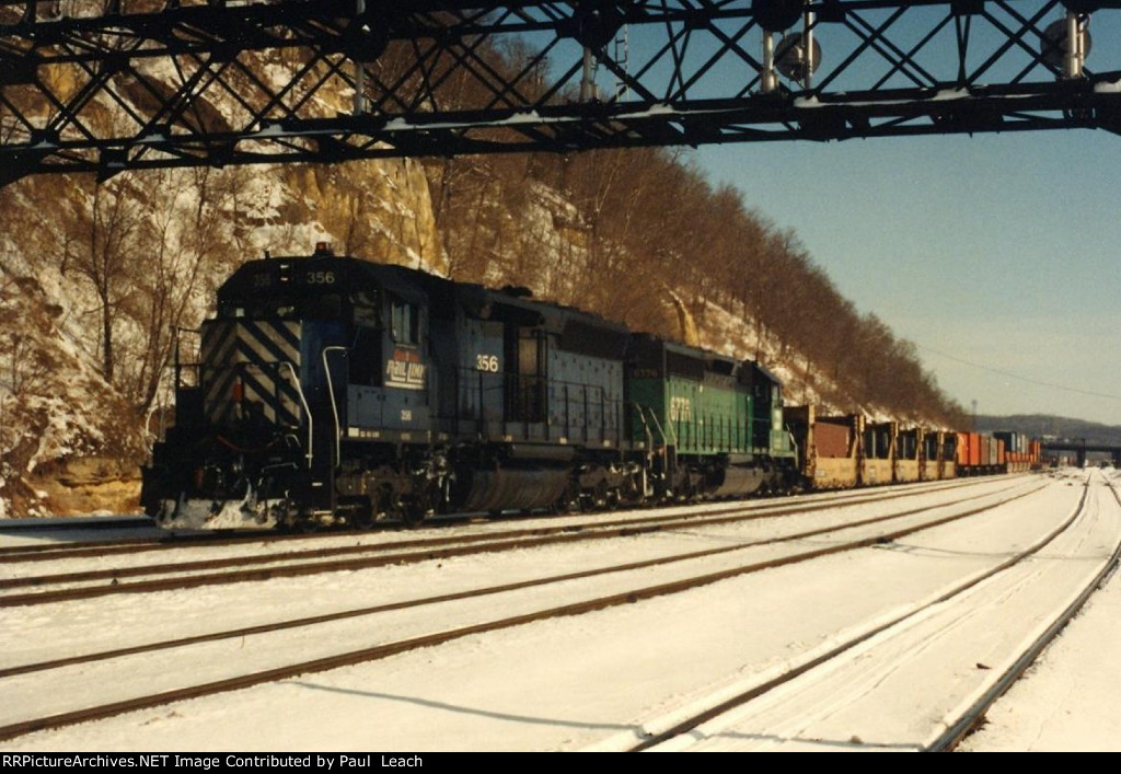 Stack train rolls west